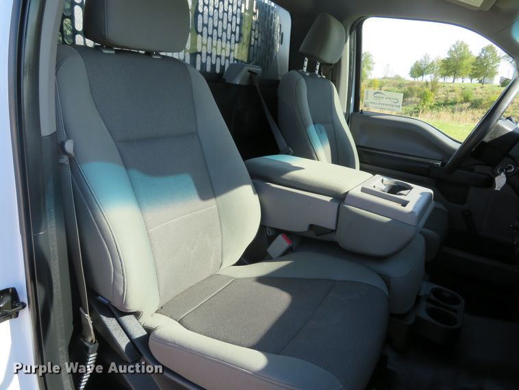 image for item DH1645 2015 Ford F150 XL pickup truck