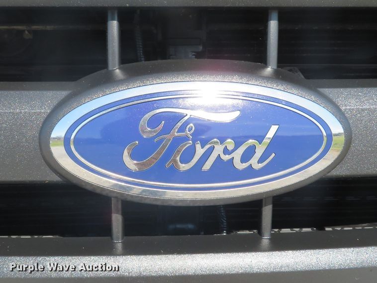 image for item DH1645 2015 Ford F150 XL pickup truck