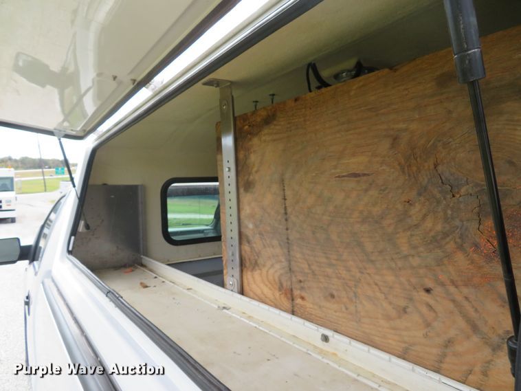 image for item DH1647 2009 Ford F150 XL pickup truck