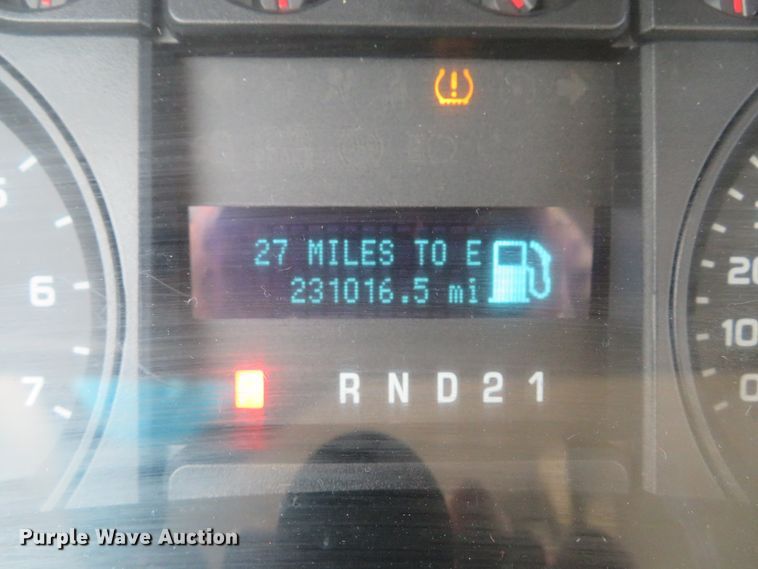 image for item DH1647 2009 Ford F150 XL pickup truck