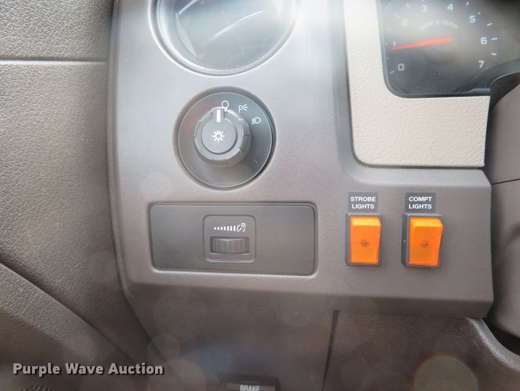 image for item DH1647 2009 Ford F150 XL pickup truck