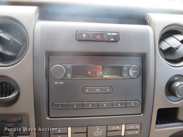 image for item DH1647 2009 Ford F150 XL pickup truck