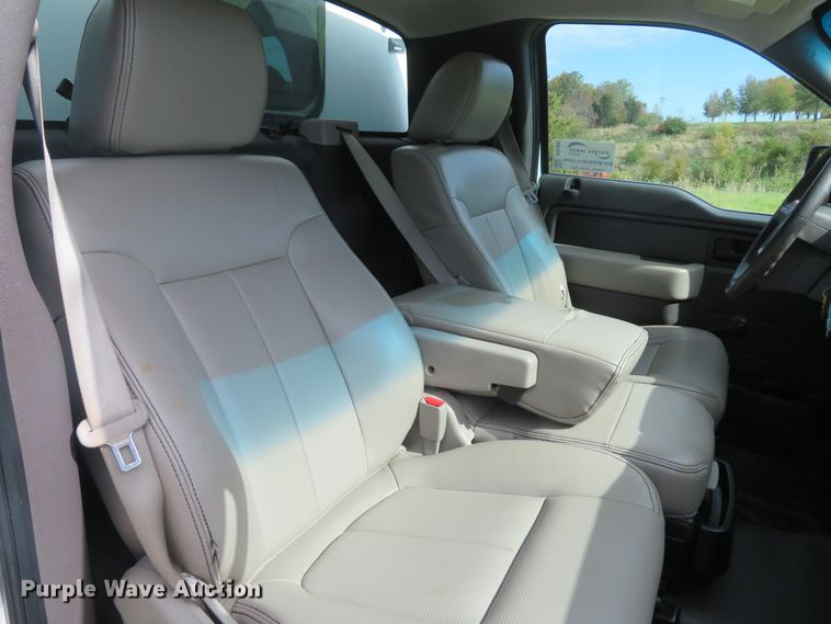 image for item DH1647 2009 Ford F150 XL pickup truck