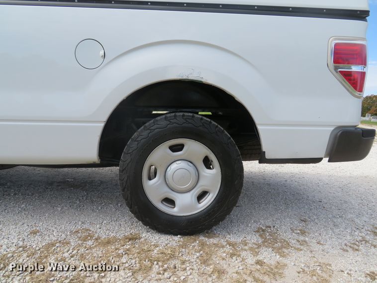 image for item DH1647 2009 Ford F150 XL pickup truck