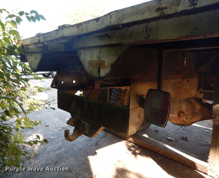 image for item DH2067 1979 Ford 700 flatbed truck