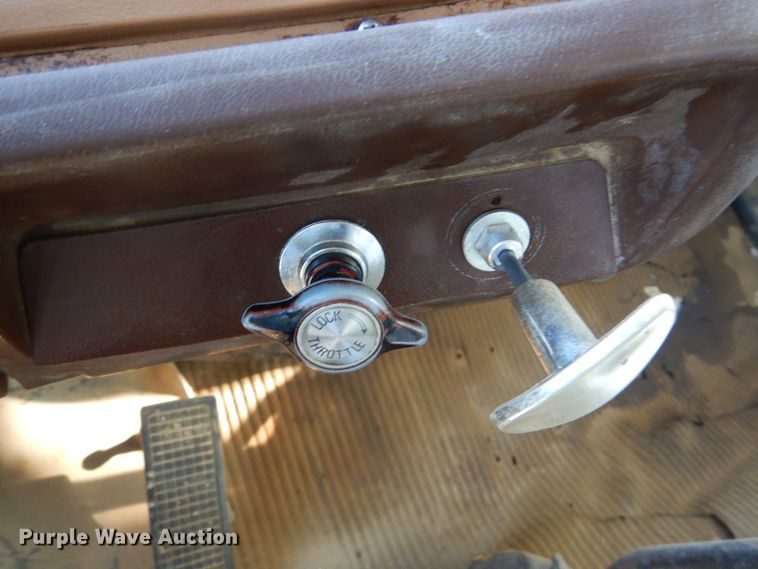 image for item DH2067 1979 Ford 700 flatbed truck