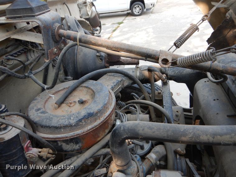 image for item DH2067 1979 Ford 700 flatbed truck