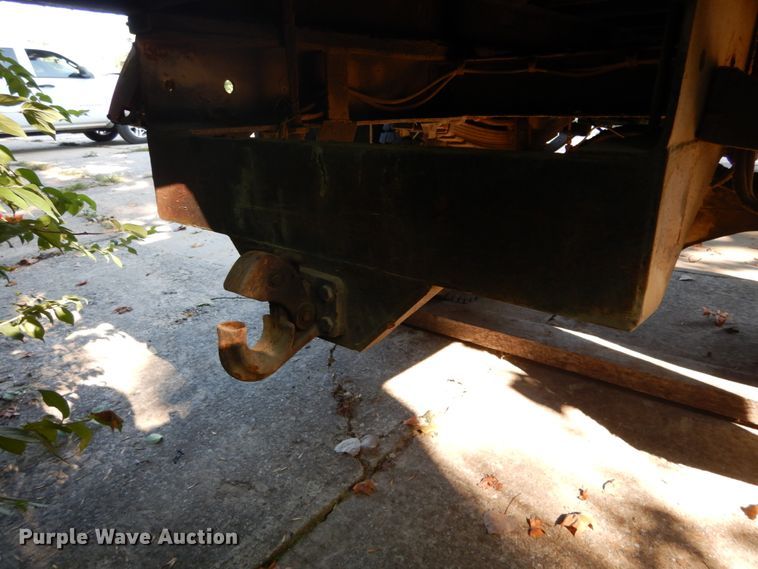 image for item DH2067 1979 Ford 700 flatbed truck