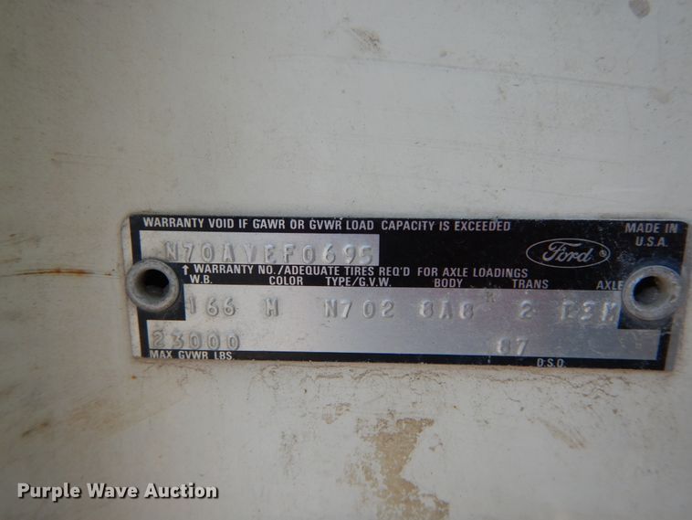 image for item DH2067 1979 Ford 700 flatbed truck