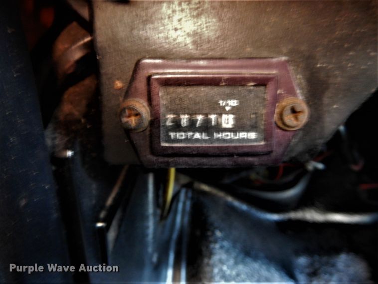 image for item DH2171 1995 Ford FT900 flatbed truck