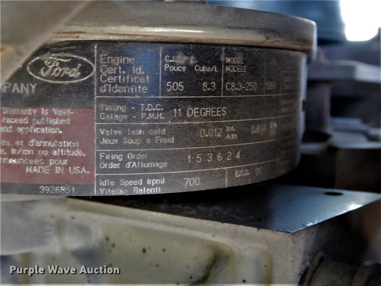 image for item DH2171 1995 Ford FT900 flatbed truck