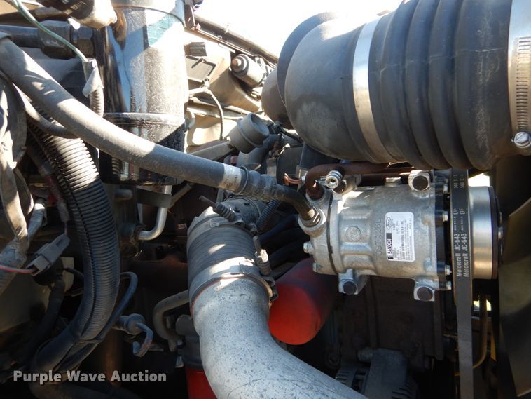 image for item DH2171 1995 Ford FT900 flatbed truck