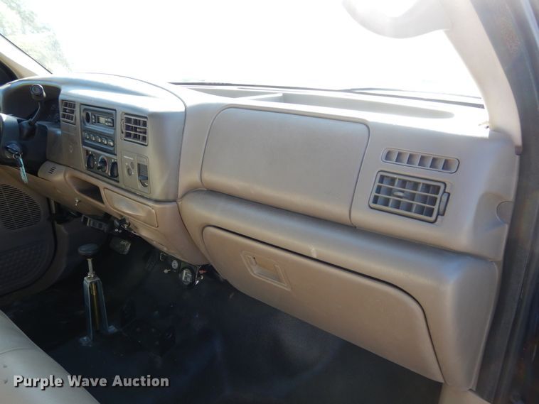 image for item DH2172 2001 Ford F350 Super Duty XL dump bed pickup truck