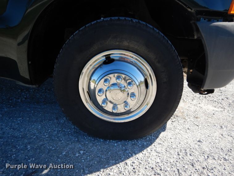 image for item DH2172 2001 Ford F350 Super Duty XL dump bed pickup truck