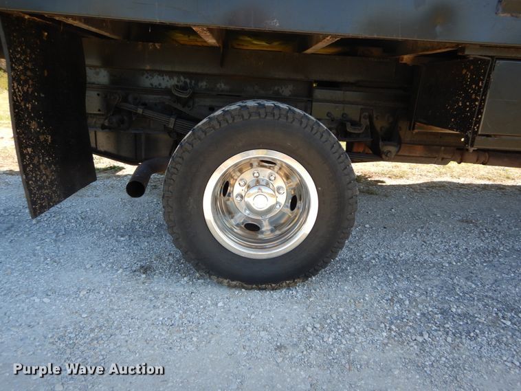 image for item DH2172 2001 Ford F350 Super Duty XL dump bed pickup truck