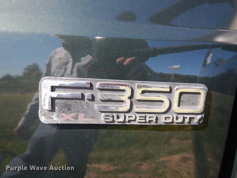 image for item DH2172 2001 Ford F350 Super Duty XL dump bed pickup truck