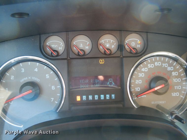 image for item DH2179 2010 Ford F150 XLT SuperCab pickup truck