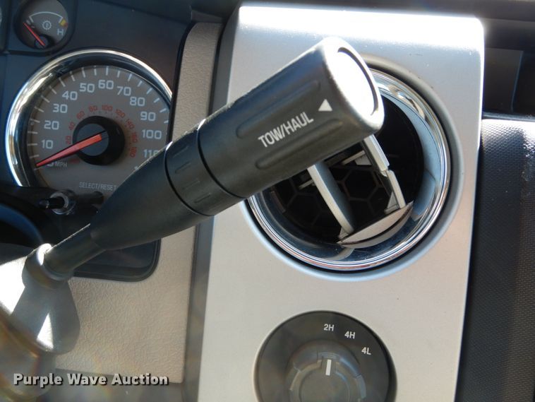 image for item DH2179 2010 Ford F150 XLT SuperCab pickup truck