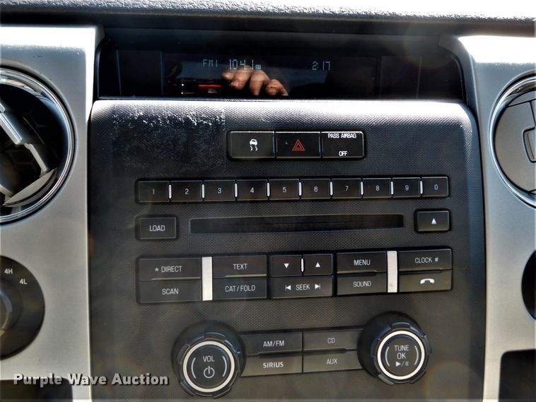 image for item DH2179 2010 Ford F150 XLT SuperCab pickup truck