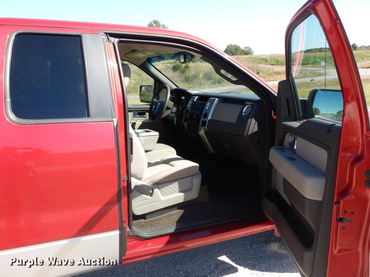 image for item DH2179 2010 Ford F150 XLT SuperCab pickup truck