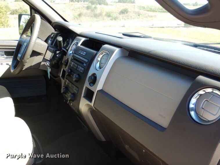 image for item DH2179 2010 Ford F150 XLT SuperCab pickup truck