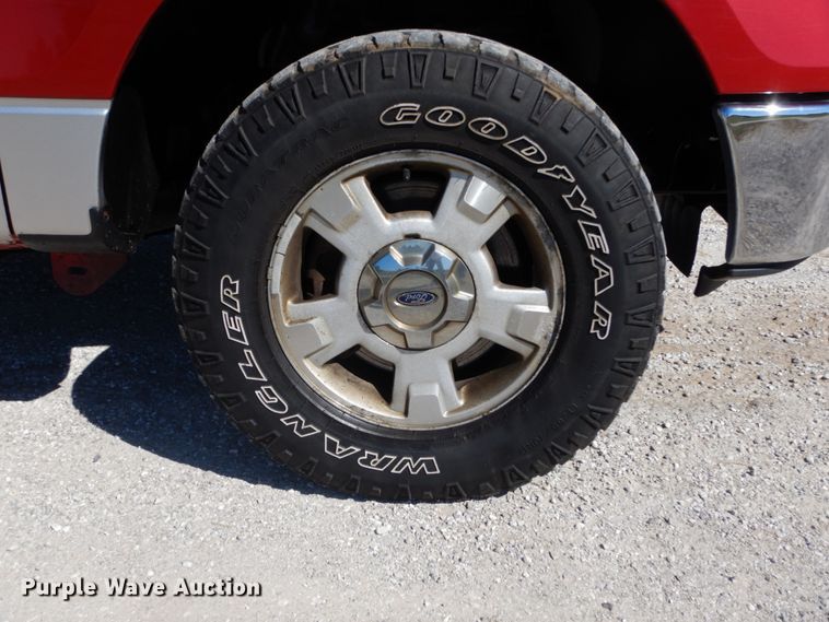 image for item DH2179 2010 Ford F150 XLT SuperCab pickup truck