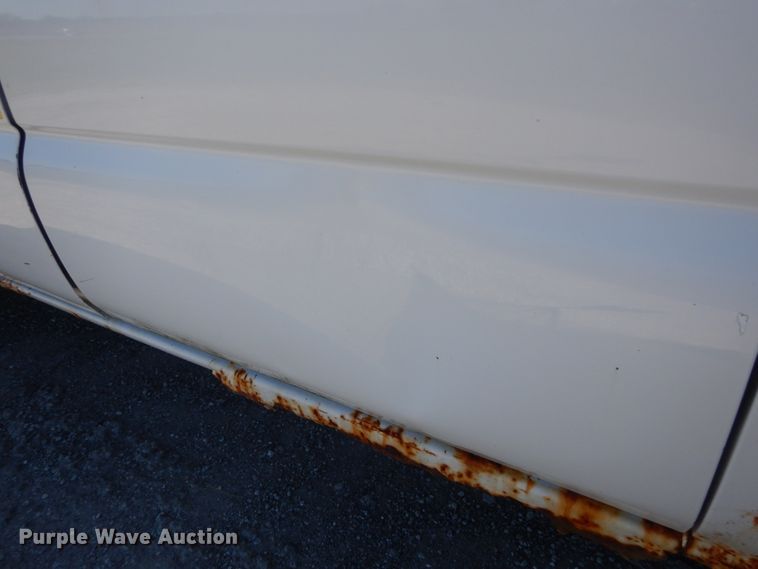 image for item DH2180 2003 Chevrolet Silverado 3500 Crew Cab utility bed pickup truck