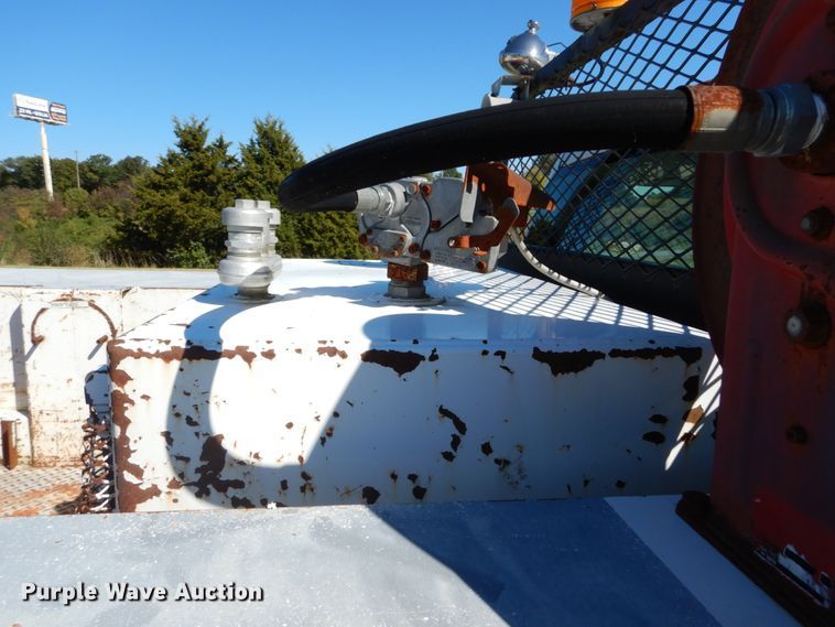 image for item DH2180 2003 Chevrolet Silverado 3500 Crew Cab utility bed pickup truck