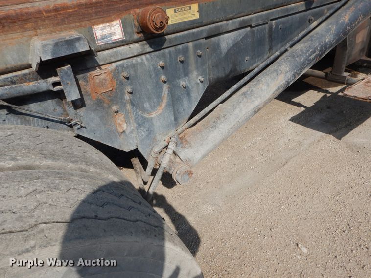 image for item DH2187 1999 Mack DM690S roll off container truck