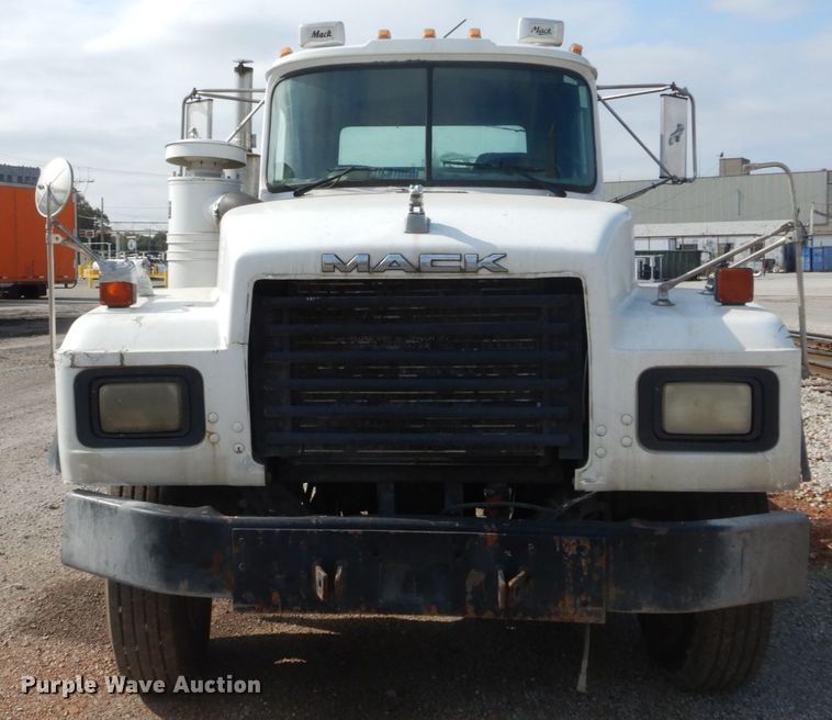 image for item DH2188 1999 Mack RD688S roll off container truck