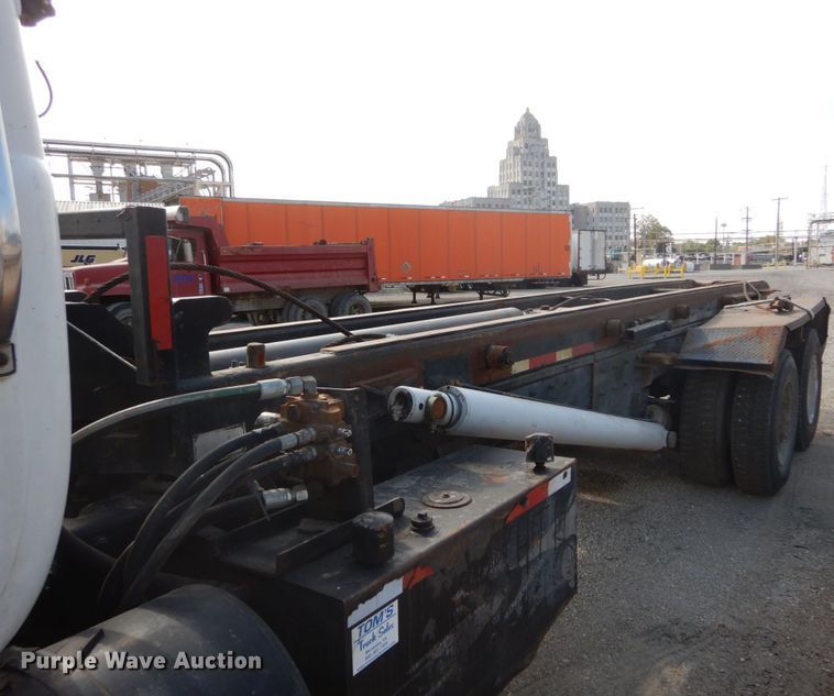 image for item DH2188 1999 Mack RD688S roll off container truck