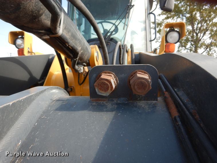 image for item DH2188 1999 Mack RD688S roll off container truck