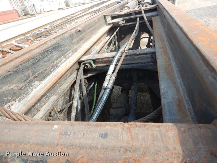 image for item DH2188 1999 Mack RD688S roll off container truck