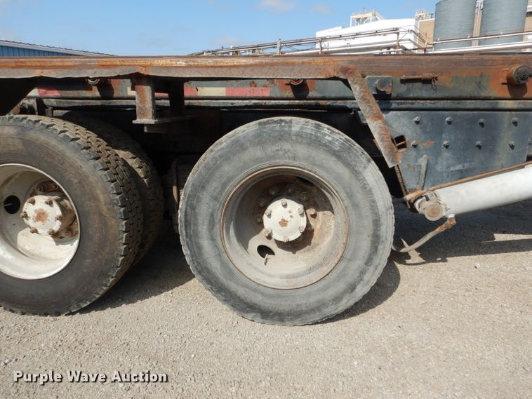 image for item DH2188 1999 Mack RD688S roll off container truck