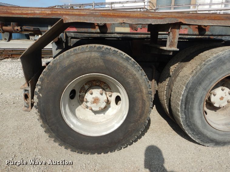 image for item DH2188 1999 Mack RD688S roll off container truck