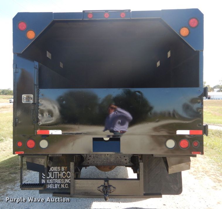 image for item DH2203 2004 GMC C6500 chipper truck
