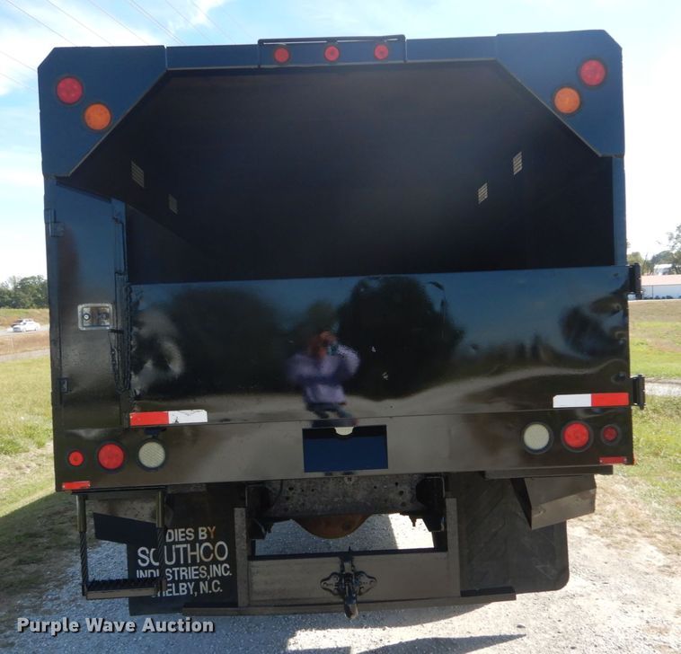 image for item DH2203 2004 GMC C6500 chipper truck