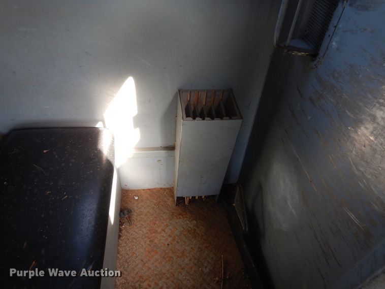 image for item DH2203 2004 GMC C6500 chipper truck