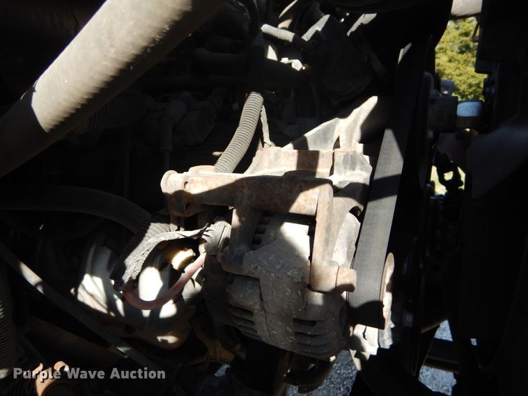 image for item DH2203 2004 GMC C6500 chipper truck