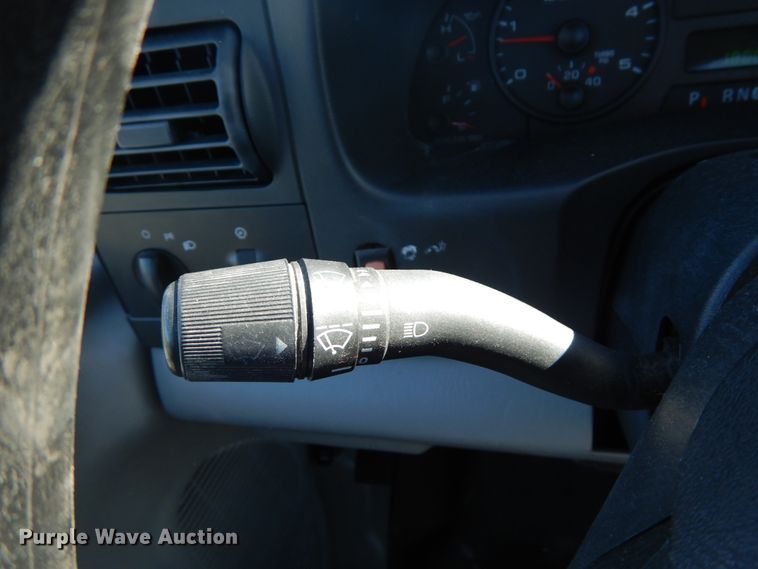 image for item DH2204 2006 Ford F250 Super Duty XL pickup truck