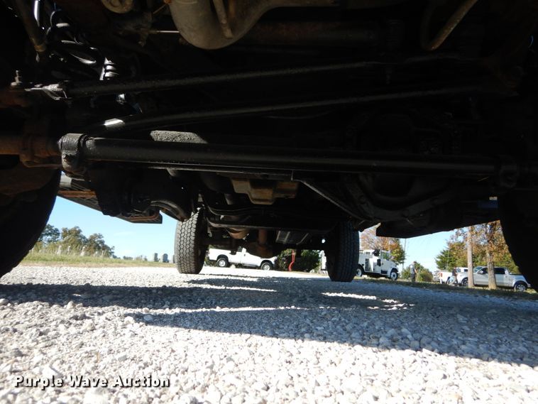 image for item DH2204 2006 Ford F250 Super Duty XL pickup truck