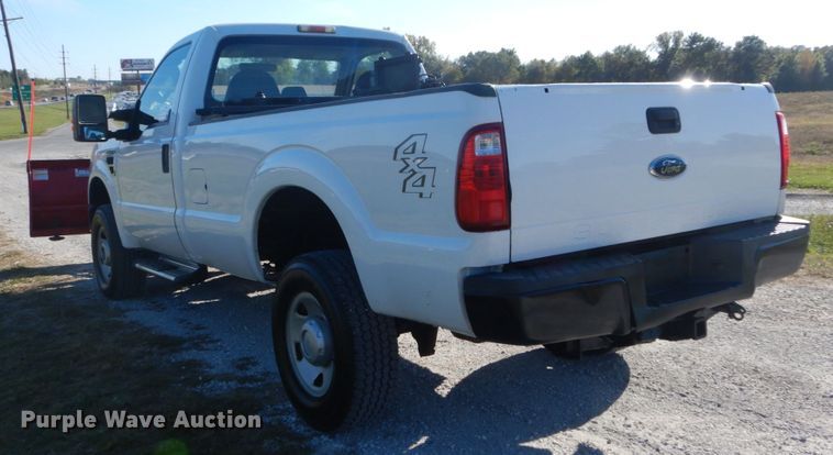 image for item DH2205 2009 Ford F350 Super Duty XL pickup truck