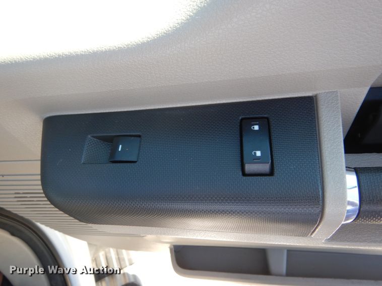 image for item DH2205 2009 Ford F350 Super Duty XL pickup truck