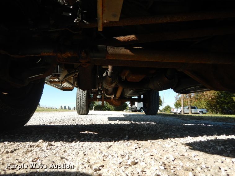 image for item DH2205 2009 Ford F350 Super Duty XL pickup truck