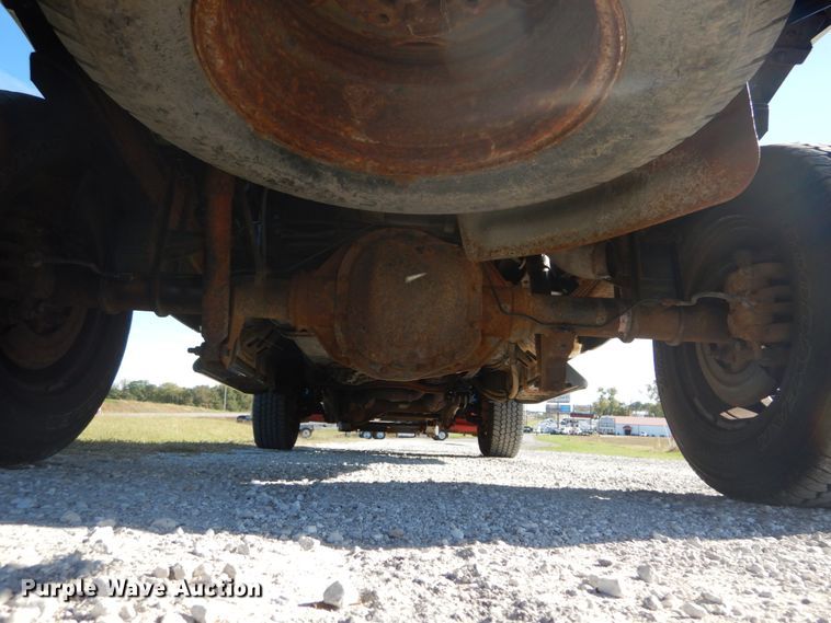 image for item DH2205 2009 Ford F350 Super Duty XL pickup truck