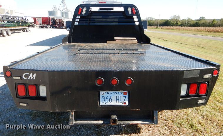 image for item DH2619 2007 Chevrolet Silverado 3500HD flatbed pickup truck