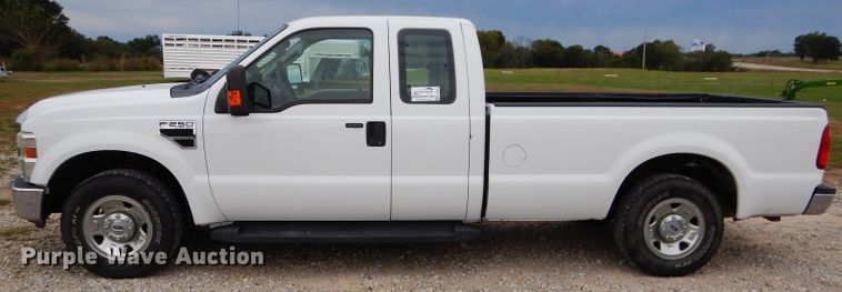 image for item DH2621 2008 Ford F250 Super Duty SuperCab pickup truck