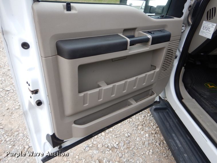 image for item DH2621 2008 Ford F250 Super Duty SuperCab pickup truck