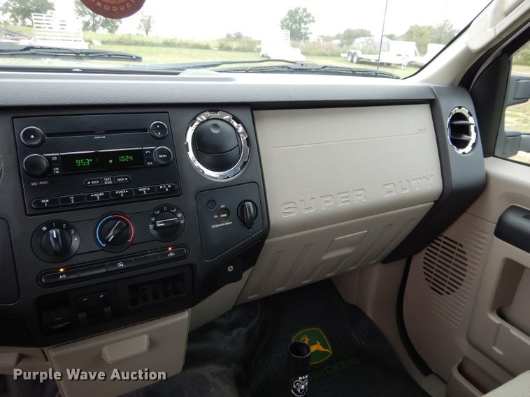 image for item DH2621 2008 Ford F250 Super Duty SuperCab pickup truck