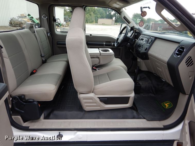 image for item DH2621 2008 Ford F250 Super Duty SuperCab pickup truck